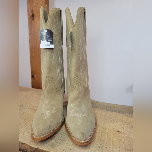 Idyllwind Women's Charmed Life Western Boots - Round Toe 8 Wide Calf - Picture 3 of 8